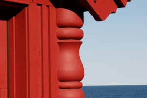Corner column and verge beam